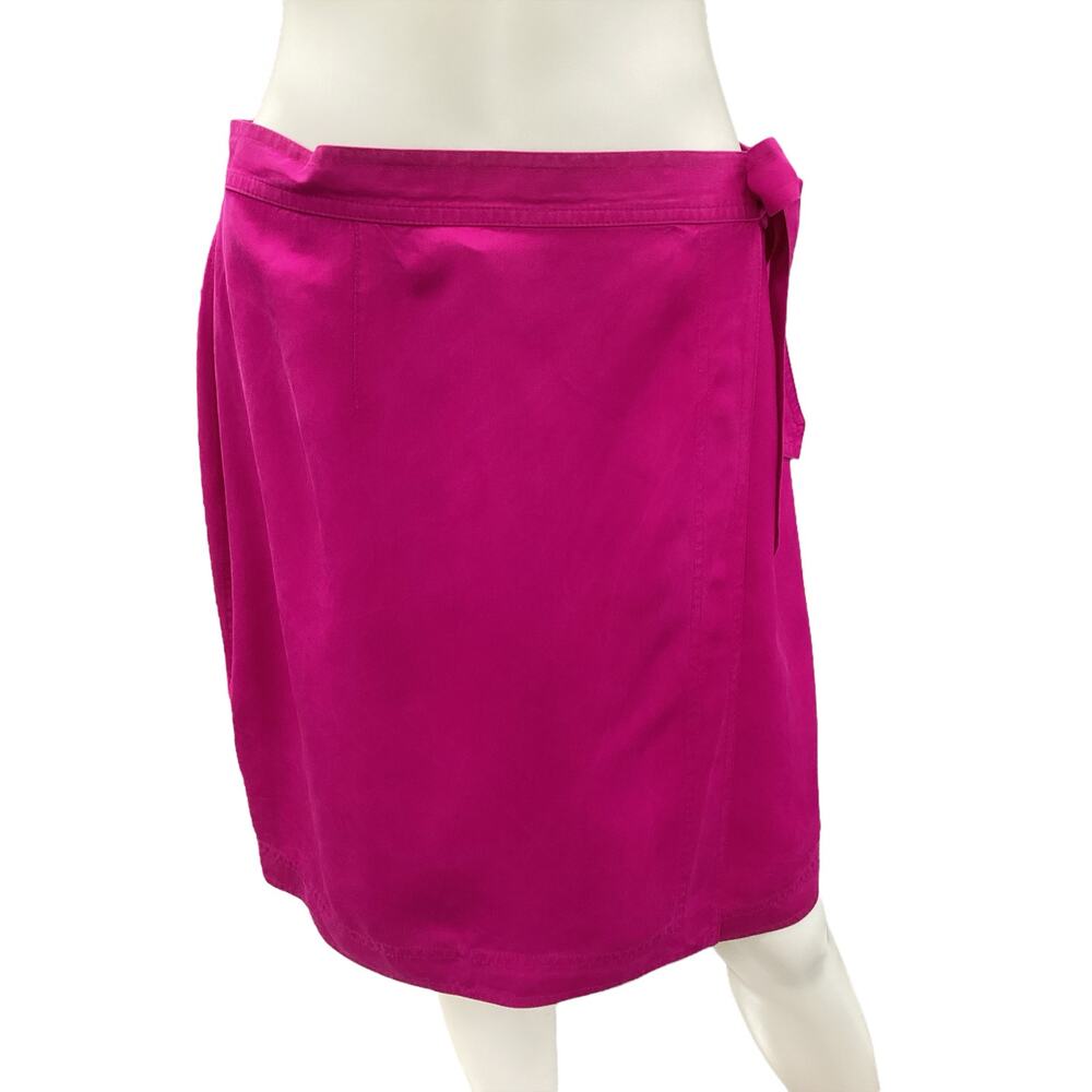 Emanuel Ungaro Skirt Women’s Size L 100% Silk Wrap Style Gorgeous Fuchsia Color